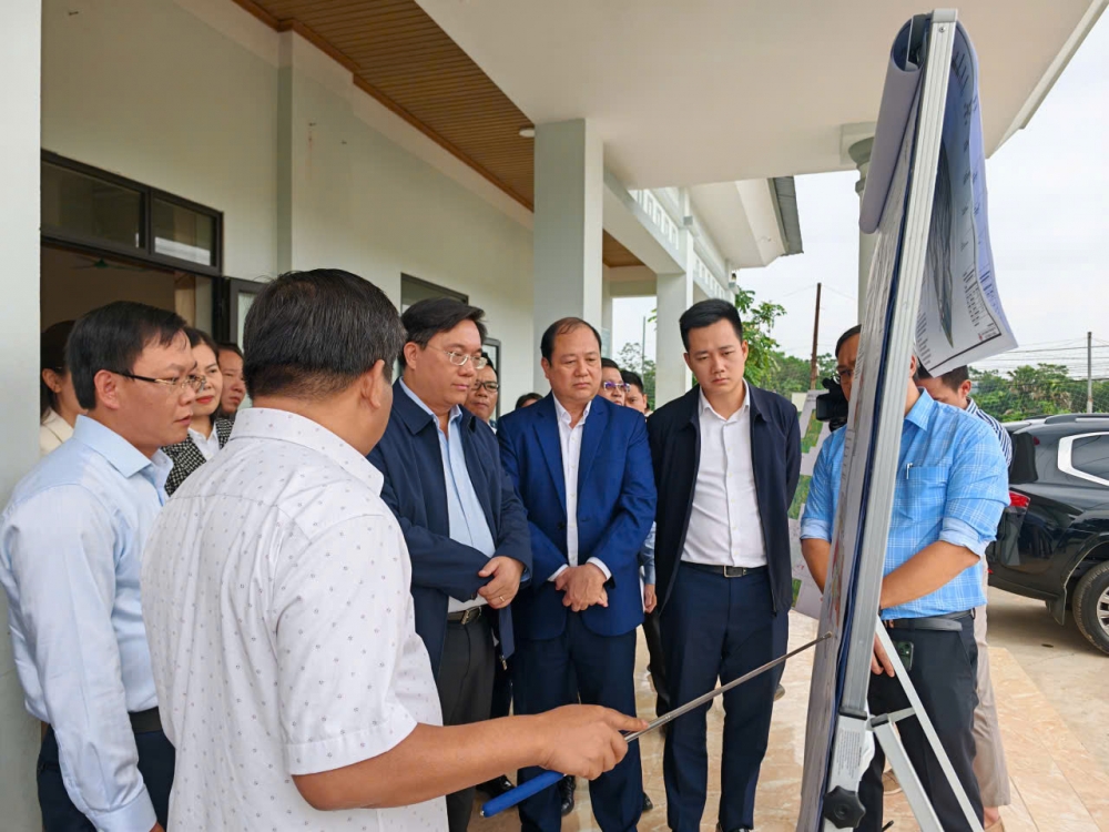 Chủ tịch tỉnh Phú Thọ kiểm tra, chỉ đạo tháo gỡ vướng mắc tại khu công nghiệp Đoan Hùng