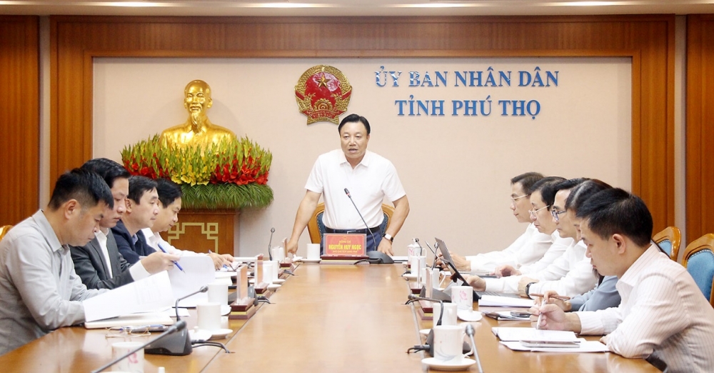 Phó Chủ tịch UBND tỉnh Nguyễn Huy Ngọc Phát biểu chỉ đạo tại hội nghị