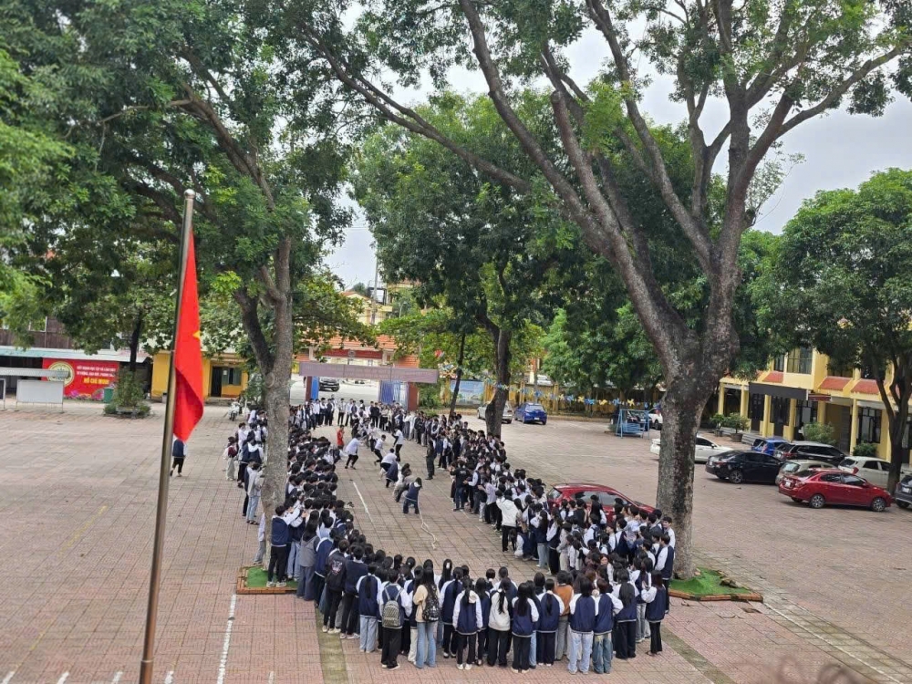 Trường THPT Bình Xuyên: Sôi nổi phong trào thi đua trào mừng ngày Nhà giáo Việt Nam Trường THPT Bình Xuyên: Sôi nổi phong trào thi đua trào mừng ngày Nhà giáo Việt Nam