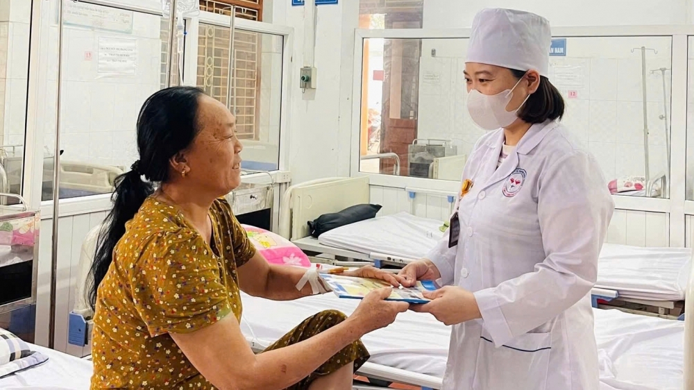 Trung tâm Y tế Khu vực Vĩnh Yên: Lan toả hình ảnh đẹp về người thầy thuốc