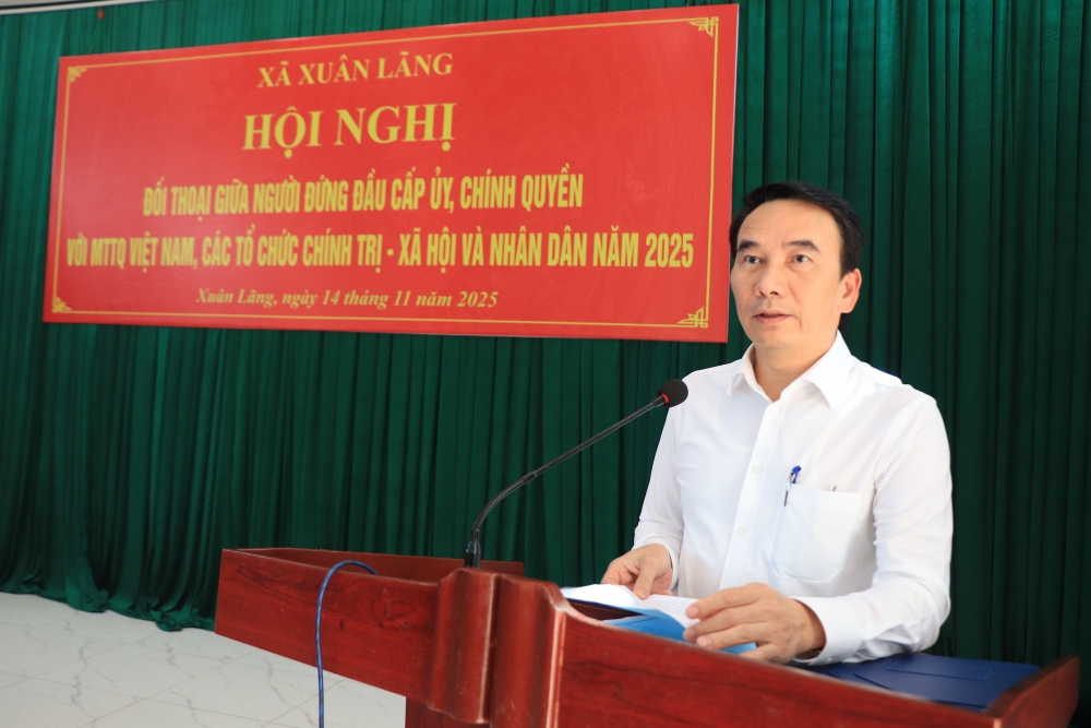 Đồng chí Nguyễn Văn Độ, Bí thư Đảng ủy, Chủ tịch HĐND xã Xuân Lãng phát biểu. Đồng chí Nguyễn Văn Độ, Bí thư Đảng ủy, Chủ tịch HĐND xã Xuân Lãng phát biểu.