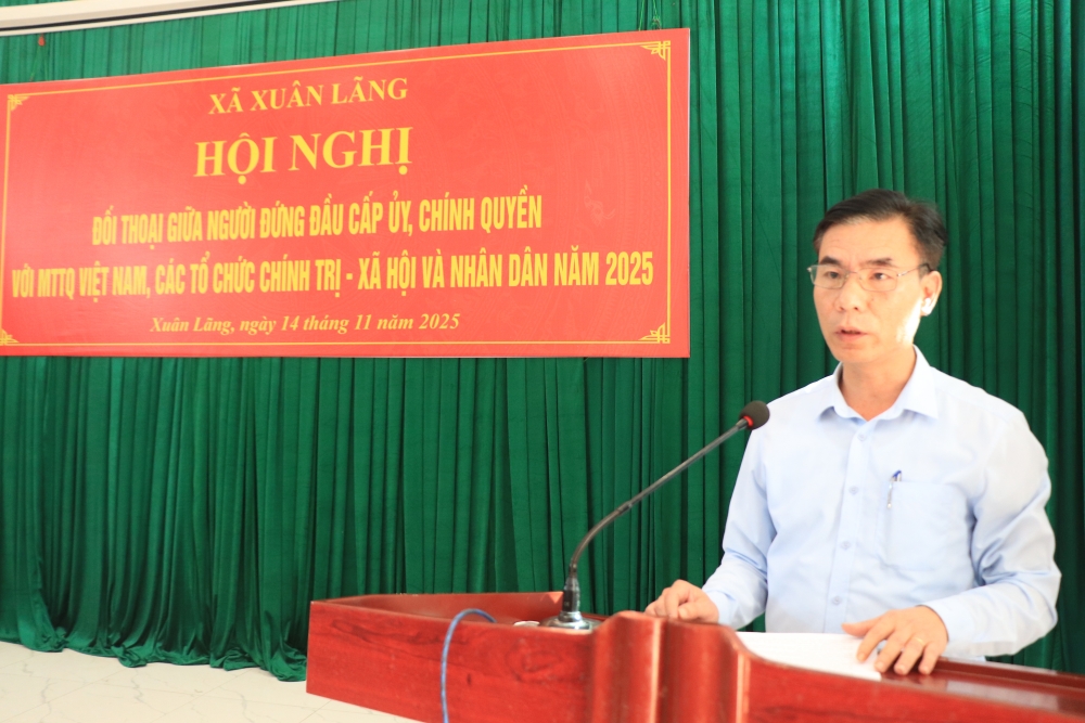 Đồng chí Hoàng Văn Hưng, Chủ tịch UBND xã thông tin về tình hình, kết quả phát triển kinh tế - xã hội của xã Xuân Lãng năm 2025 Đồng chí Hoàng Văn Hưng, Chủ tịch UBND xã thông tin về tình hình, kết quả phát triển kinh tế - xã hội của xã Xuân Lãng năm 2025