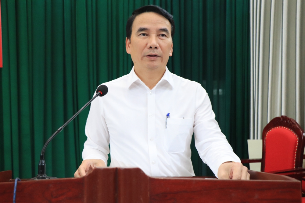 Đồng chí Nguyễn Văn Độ, Bí thư Đảng ủy, Chủ tịch HĐND xã Xuân Lãng phát biểu.