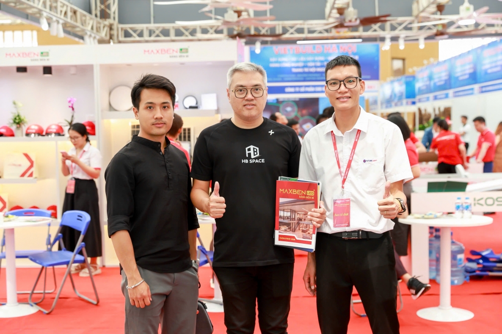 Công ty CP Future Light Việt Nam: Mang nhiều sản phẩm ấn tượng đến Vietbuild