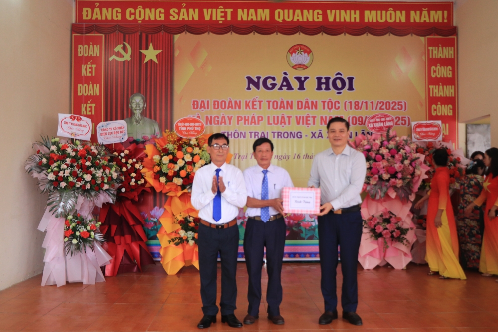 Phú Thọ: Rộn ràng Ngày hội Đại đoàn kết tại xã Xuân Lãng Phú Thọ: Rộn ràng Ngày hội Đại đoàn kết tại xã Xuân Lãng