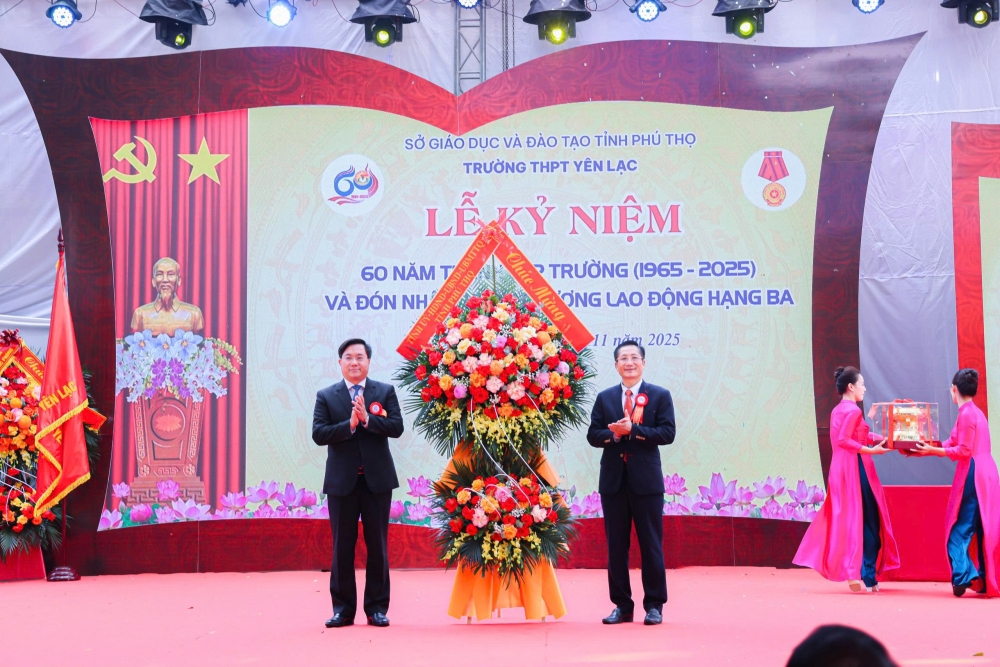 Trường THPT Yên Lạc: 60 năm hành trình khát vọng vươn lên