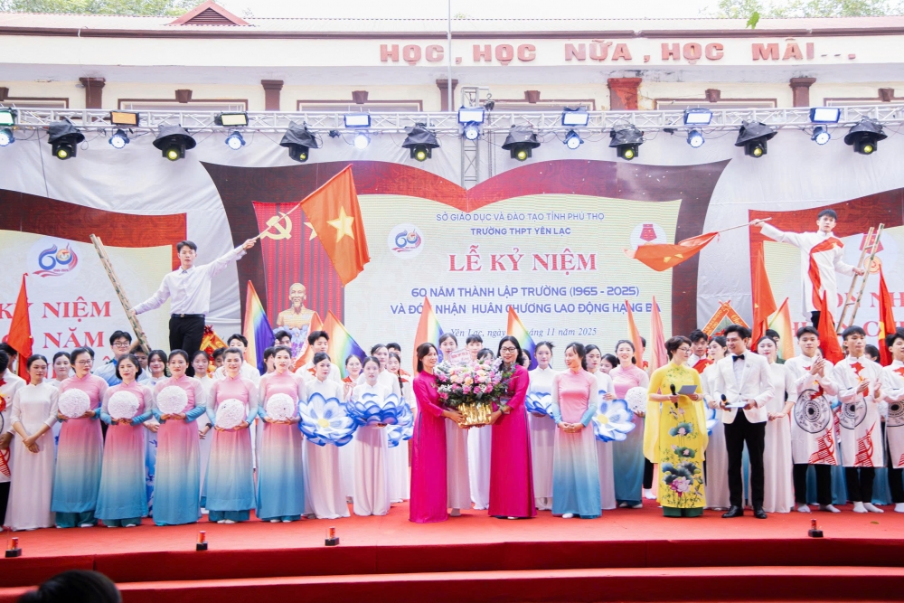 Trường THPT Yên Lạc: 60 năm hành trình khát vọng vươn lên