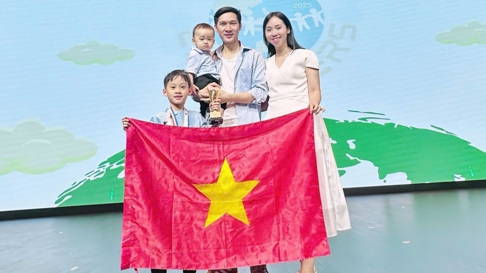 Học sinh Việt Nam đạt điểm tuyệt đối, vô địch đấu trường Global Robotics quốc tế