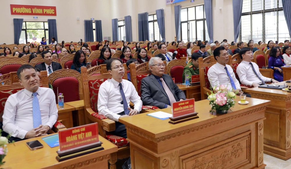 Phường Vĩnh Phúc gặp mặt, tri ân đội ngũ nhà giáo