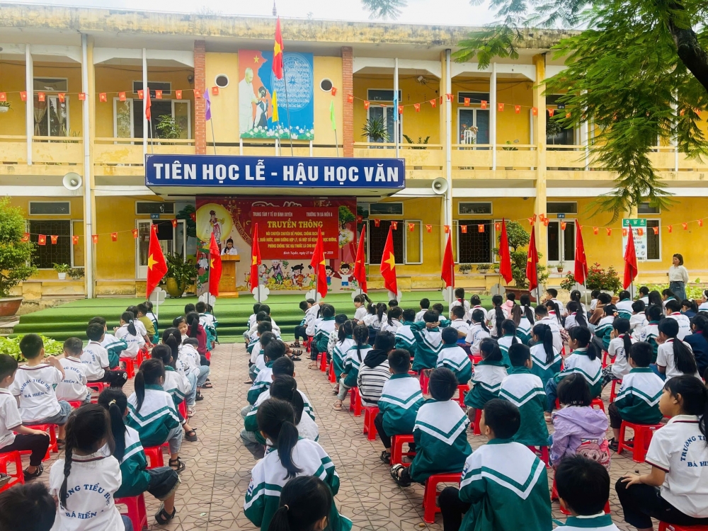 Các hoạt động ngoại khóa được tổ chức thường xuyên.