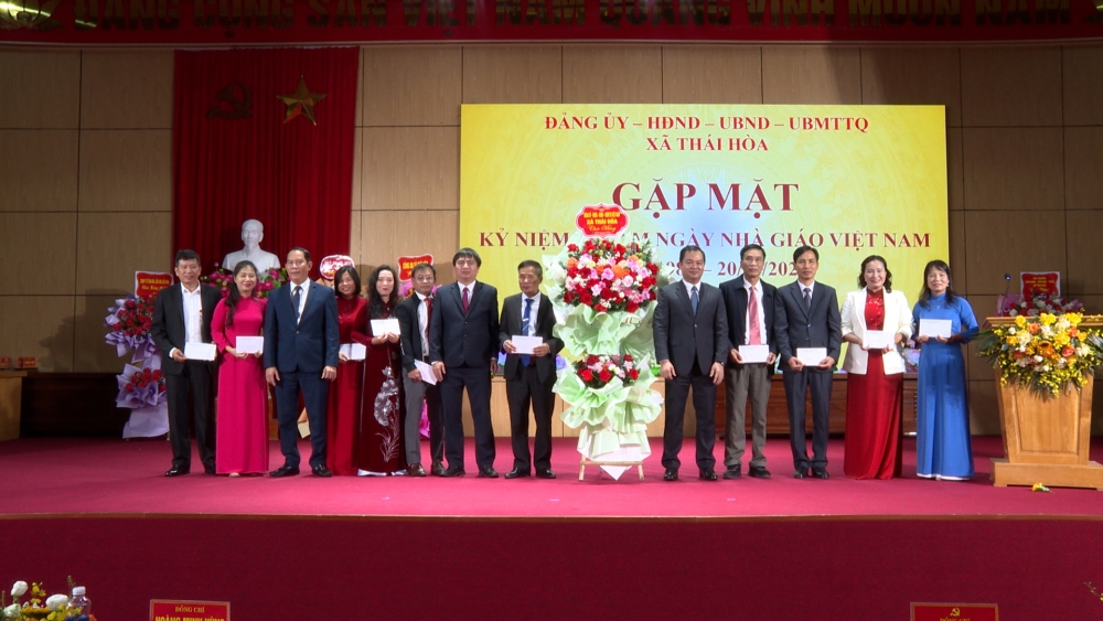 Phú Thọ: Xã Thái Hòa tôn vinh các nhà giáo