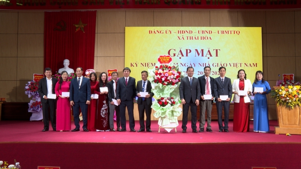 Phú Thọ: Xã Thái Hòa tôn vinh các nhà giáo