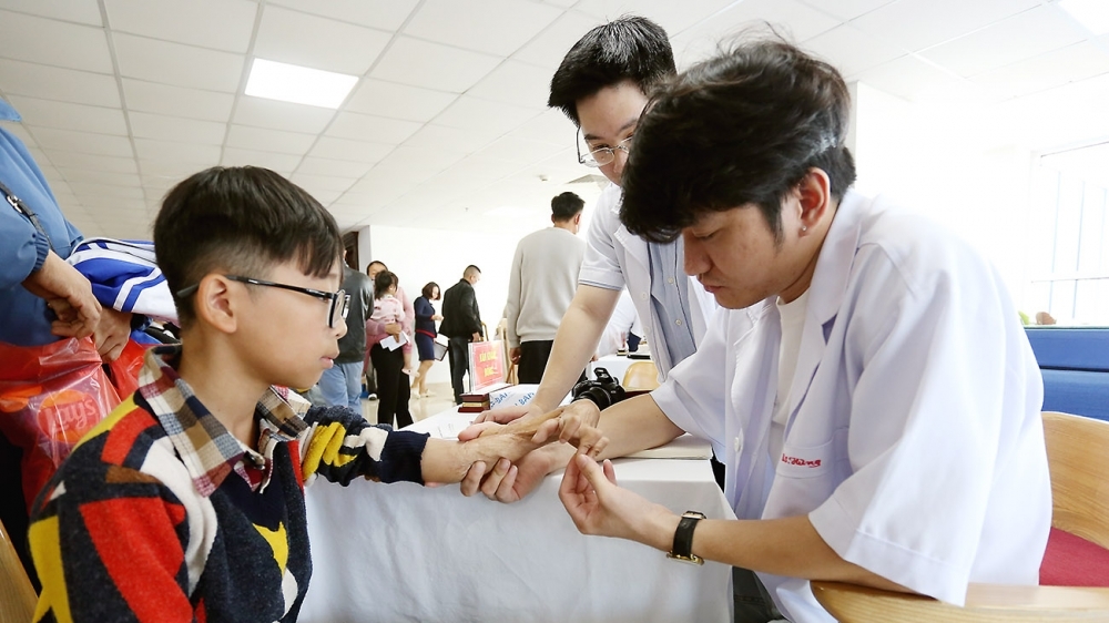 Bệnh viện Sản Nhi tỉnh Phú Thọ phẫu thuật miễn phí cho trẻ em khuyết tật