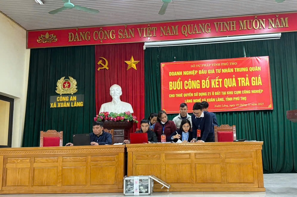 UBND xã Xuân Lãng 