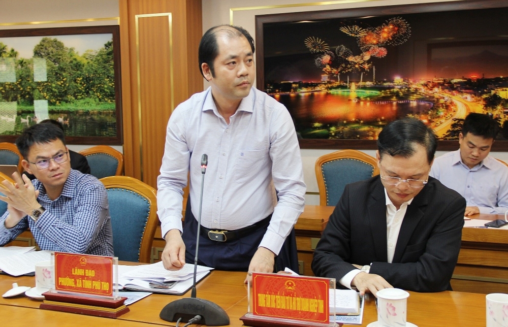 Lãnh đạo xã Bình Nguyên phát biểu tại hội nghị