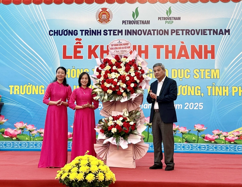 Phú Thọ: Khánh thành phòng thực hành giáo dục STEM tại Trường THCS Hướng Đạo