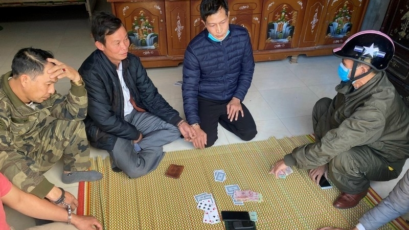 Lạng Sơn: Khởi tố 7 đối tượng đánh bạc
