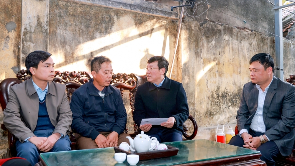 Chủ tịch tỉnh Vĩnh Phúc thăm hỏi, chia buồn với gia đình nạn nhân vụ hỏa hoạn