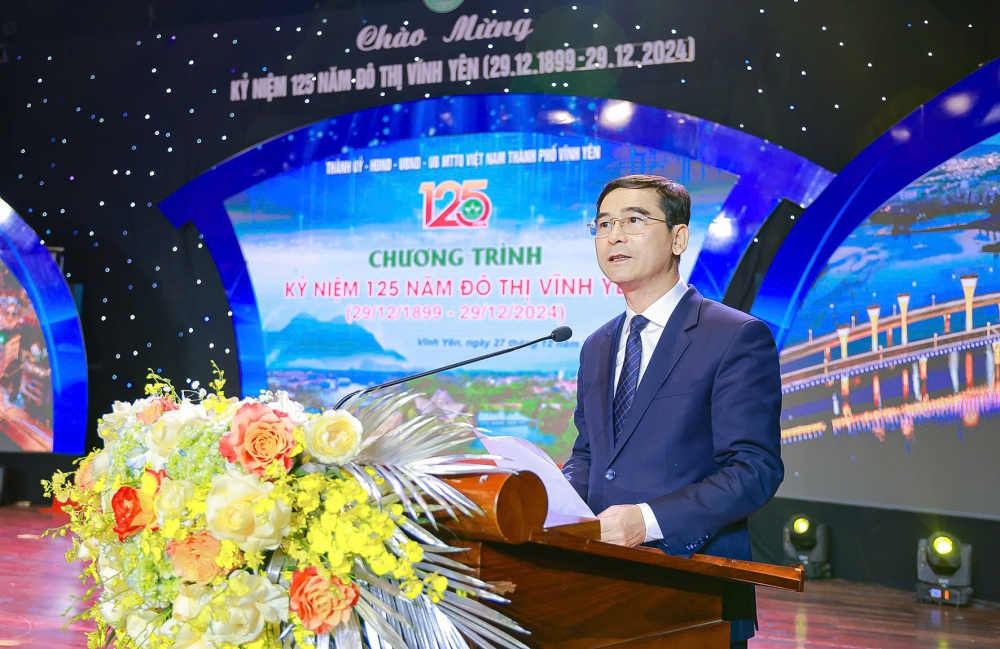 Bí thư Tỉnh ủy Dương Văn An phát biểu tại chương trình kỷ niệm