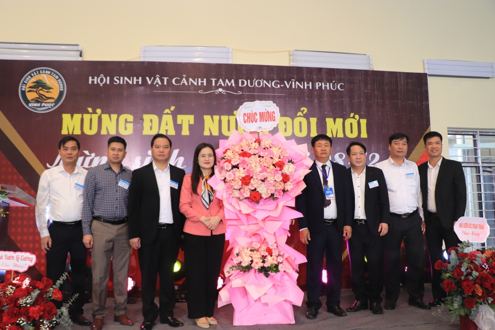 Phú Thọ: Khai mạc Triển lãm tác phẩm sinh vật cảnh nghệ thuật