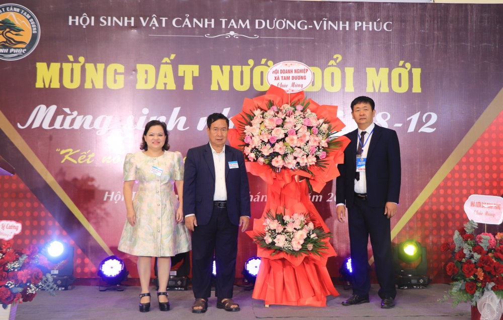 Phú Thọ: Khai mạc Triển lãm tác phẩm sinh vật cảnh nghệ thuật