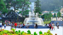 bai 3 dua du lich thanh nganh kinh te mui nhon