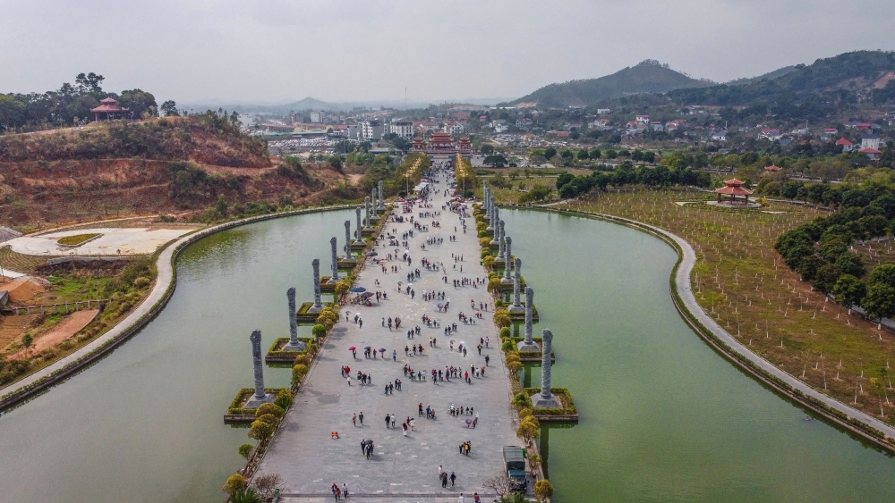 Du lịch Phú Thọ mở rộng không gian, nâng tầm vị thế Bài 3: Đưa du lịch thành ngành kinh tế mũi nhọn Du lịch Phú Thọ mở rộng không gian, nâng tầm vị thế Bài 3: Đưa du lịch thành ngành kinh tế mũi nhọn