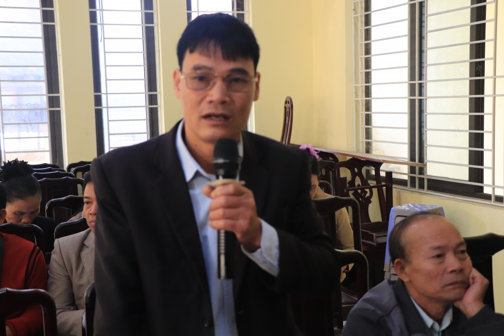 Tổ đại biểu HĐND xã Tam Hồng tiếp xúc cử tri tại thôn Yên Tâm