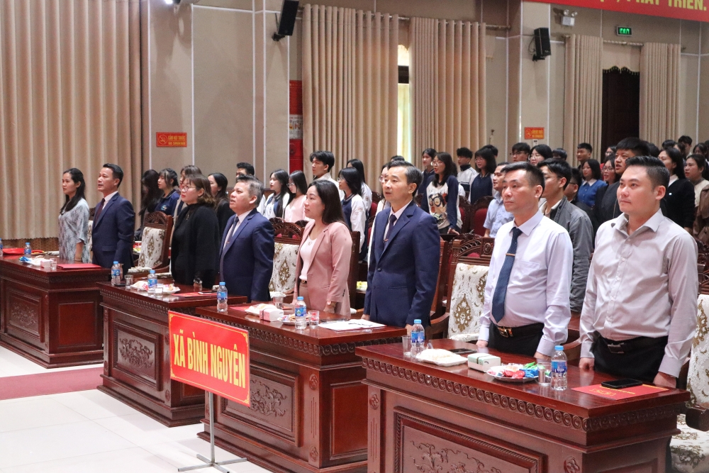 Xã Bình Nguyên: Bế giảng lớp bồi dưỡng nhận thức về Đảng năm 2025