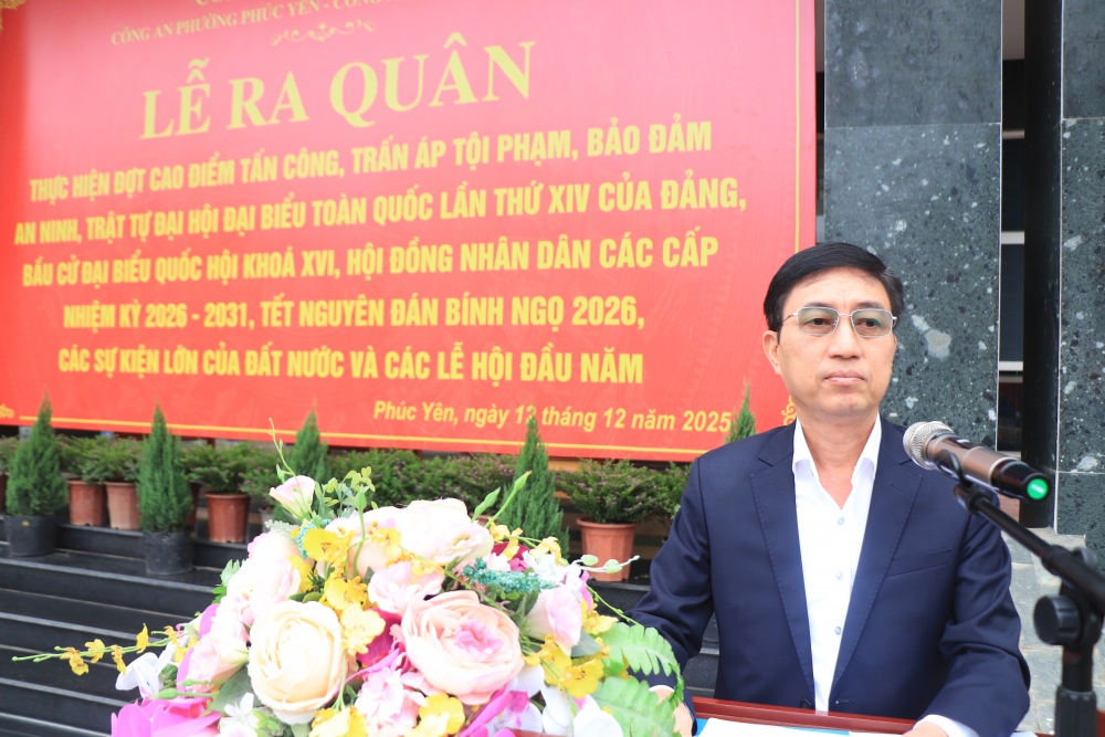 đồng chí Nguyễn Tiến Thông, Chủ tịch UBND phường Phúc Yên phát biểu tại buổi lễ. đồng chí Nguyễn Tiến Thông, Chủ tịch UBND phường Phúc Yên phát biểu tại buổi lễ.