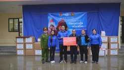 tuoi tre xa binh nguyen mang hoi am den vung cao to quoc