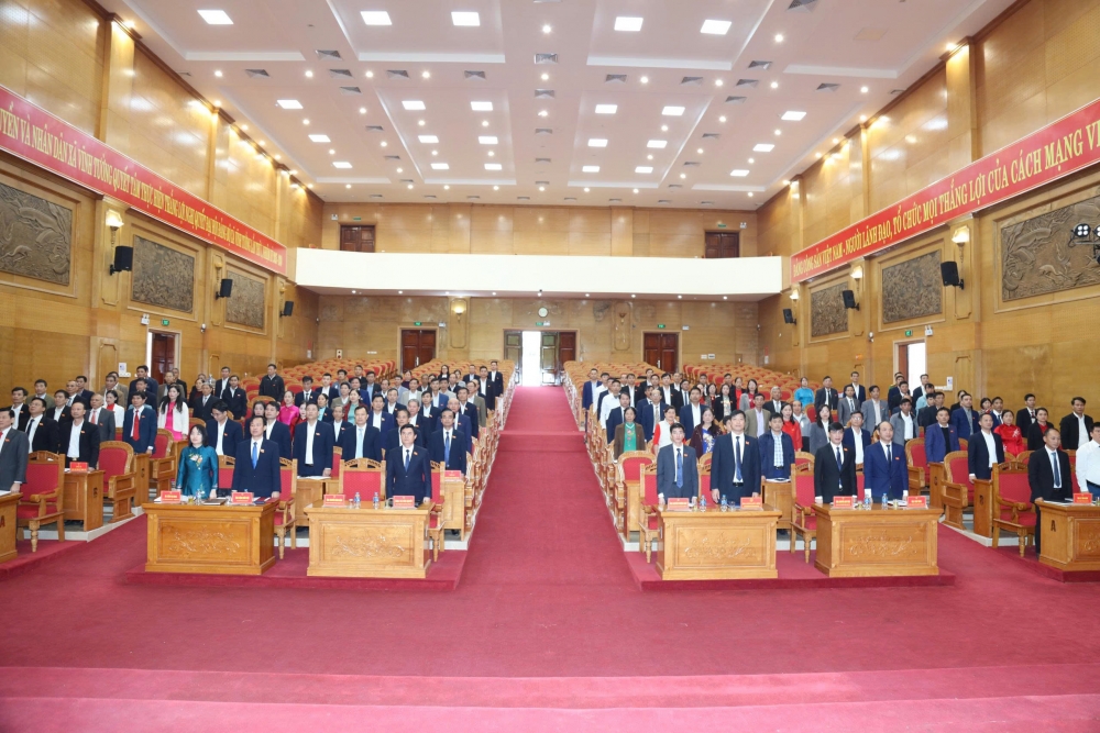 Toàn cảnh kỳ họp Toàn cảnh kỳ họp