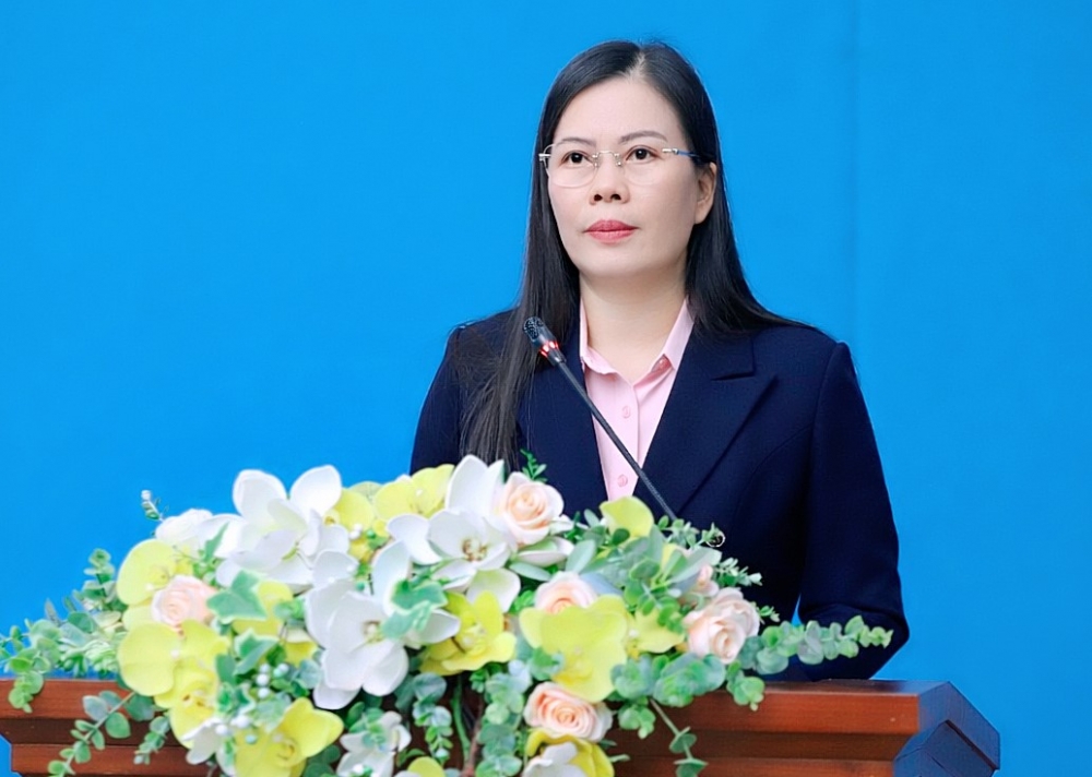 Giám đốc Sở Tài chính Vương Thị Bẩy triển khai các nhiệm vụ, giải pháp chỉ đạo, điều hành thực hiện kế hoạch phát triển kinh tế - xã hội và dự toán ngân sách địa phương năm 2026 theo Quyết định số 2158 của UBND tỉnh