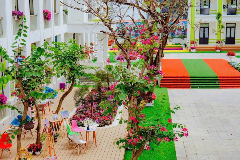 Cảnh quan sư phạm xanh - sạch - đẹp.
