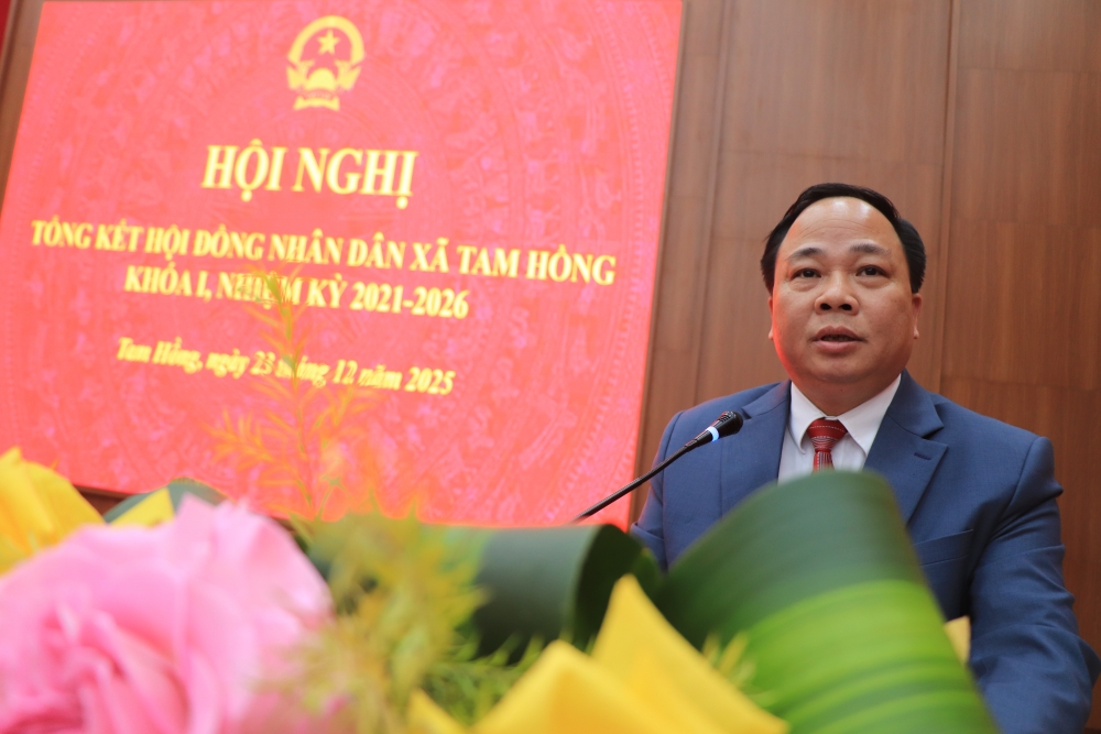 Kỳ họp thứ nhất HĐND xã Tam Hồng thông qua 9 Nghị quyết quan trọng