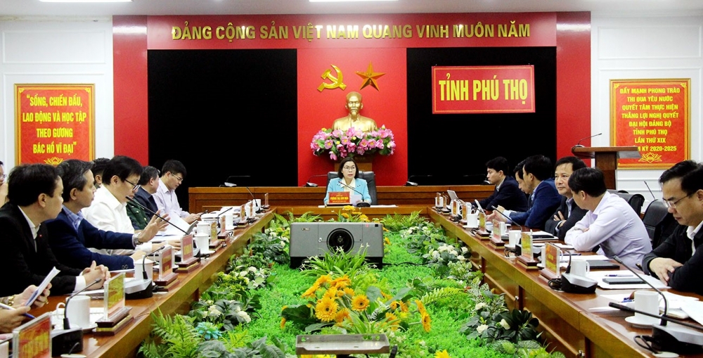 Quang cảnh buổi họp Quang cảnh buổi họp