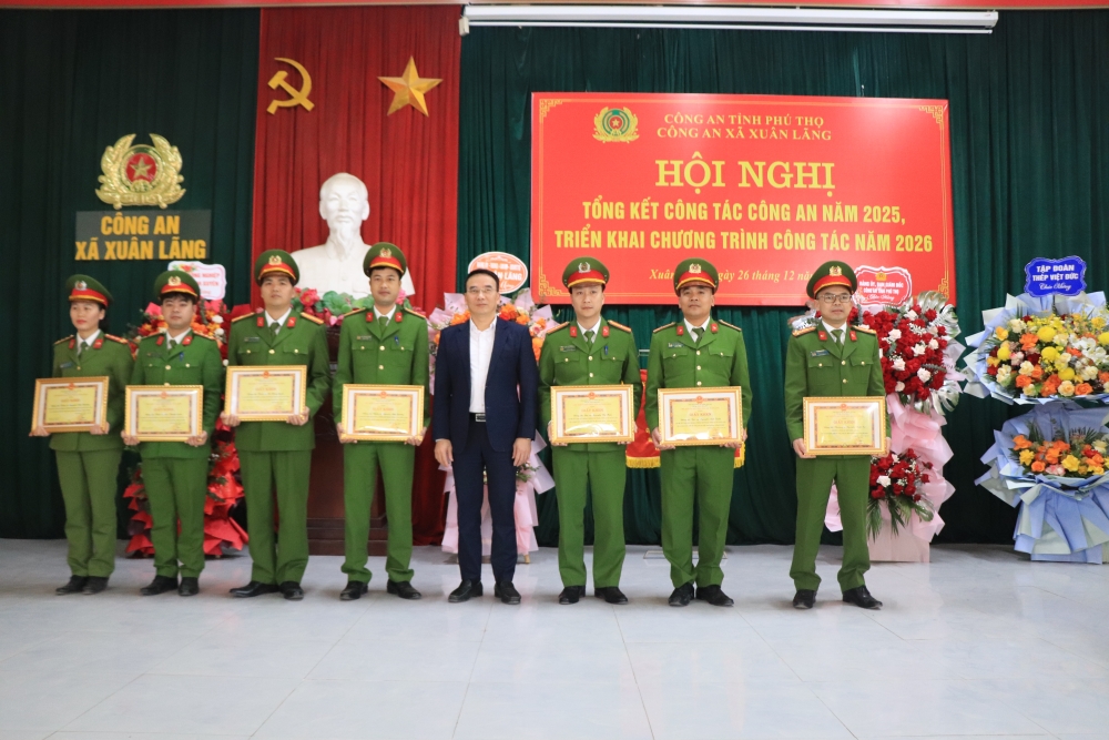 Công an xã Xuân Lãng: Không để bị động bất ngờ trong mọi tình huống Công an xã Xuân Lãng: Không để bị động bất ngờ trong mọi tình huống