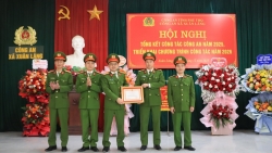 cong an xa xuan lang khong de bi dong bat ngo trong moi tinh huong