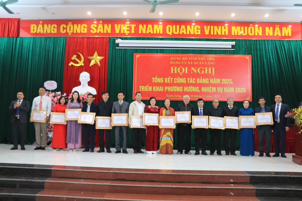 Phát huy truyền thống đoàn kết, góp phần xây dựng xã Xuân Lãng ngày càng văn minh, giàu đẹp