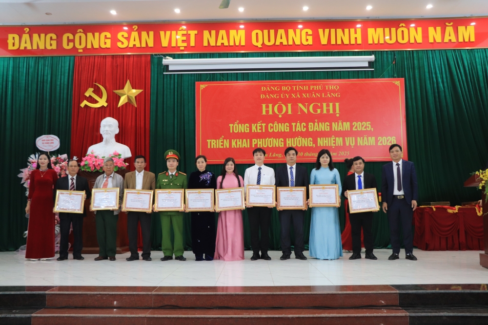 Phát huy truyền thống đoàn kết, góp phần xây dựng xã Xuân Lãng ngày càng văn minh, giàu đẹp