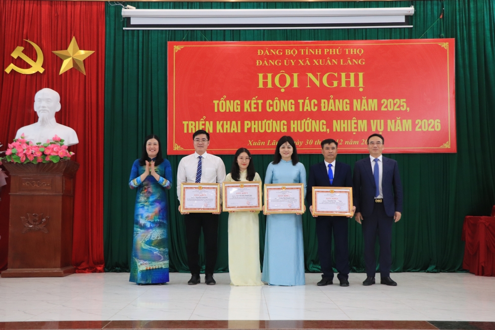 Phát huy truyền thống đoàn kết, góp phần xây dựng xã Xuân Lãng ngày càng văn minh, giàu đẹp