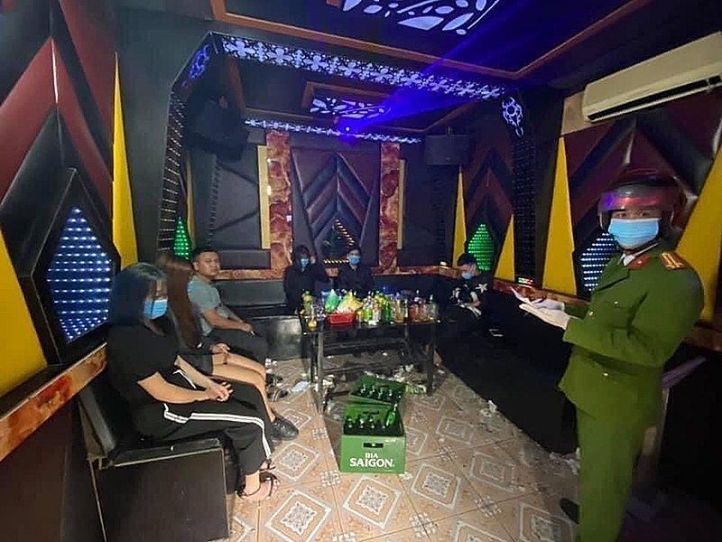 Xử phạt 20 triệu đồng quán karaoke và bida tại Bắc Giang do vi phạm quy định chống dịch