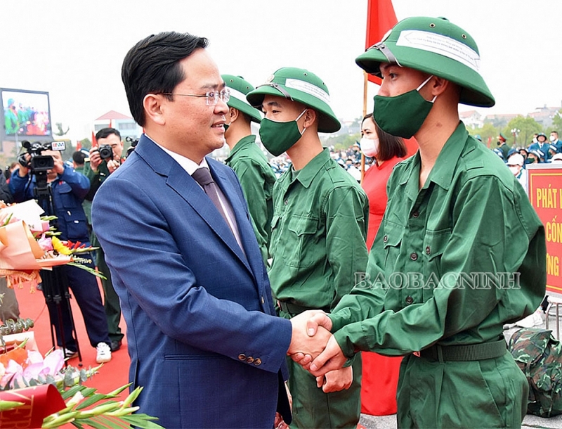 Bắc Ninh tổ chức trang trọng Lễ giao, nhận quân năm 2023