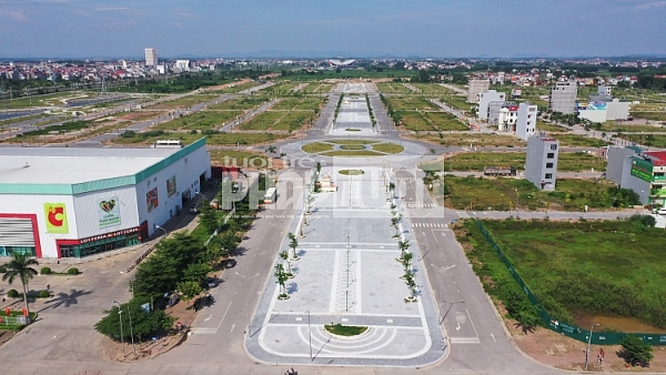 om hang nghin hec ta dat du an tap doan flc dang lam gi tai tinh bac giang