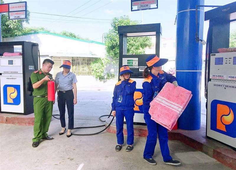 Bắc Giang: Đồng loạt kiểm tra các cơ sở kinh doanh xăng, dầu về PCCC