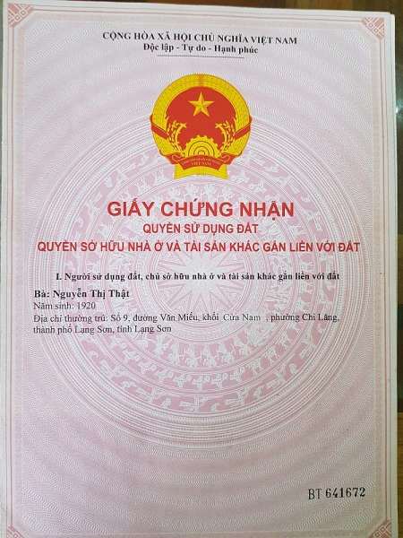 dau hieu thieu minh bach cua hai cap toa o lang son