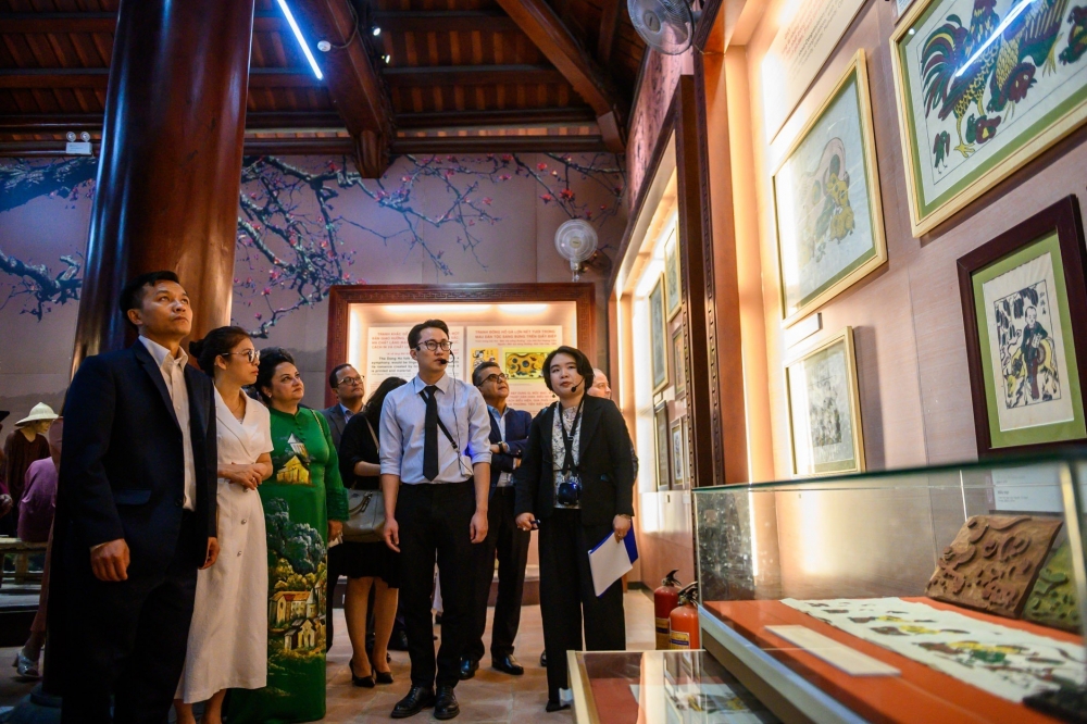 Các Đại sứ trải nghiệm và khám phá vẻ đẹp Bắc Ninh