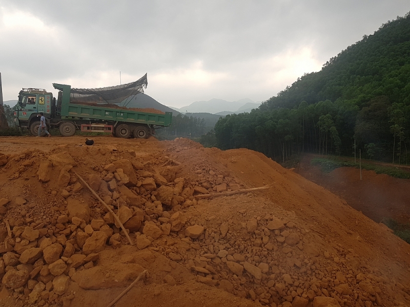 Bắc Giang yêu cầu xử lý nghiêm vi phạm về khai thác khoáng sản, bảo vệ môi trường