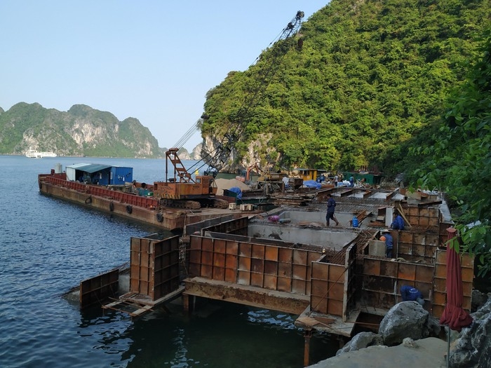 Hàng loạt công trình xây dựng trên vịnh Hạ Long "trốn" đánh giá tác động môi trường