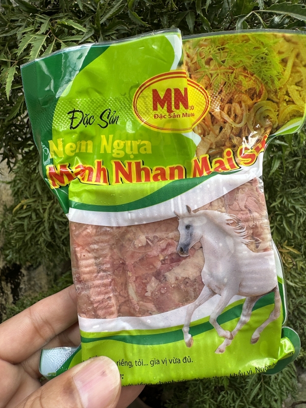 Bắc Giang: Nem ngựa Mạnh Nhạn không được phép bán trên thị trường